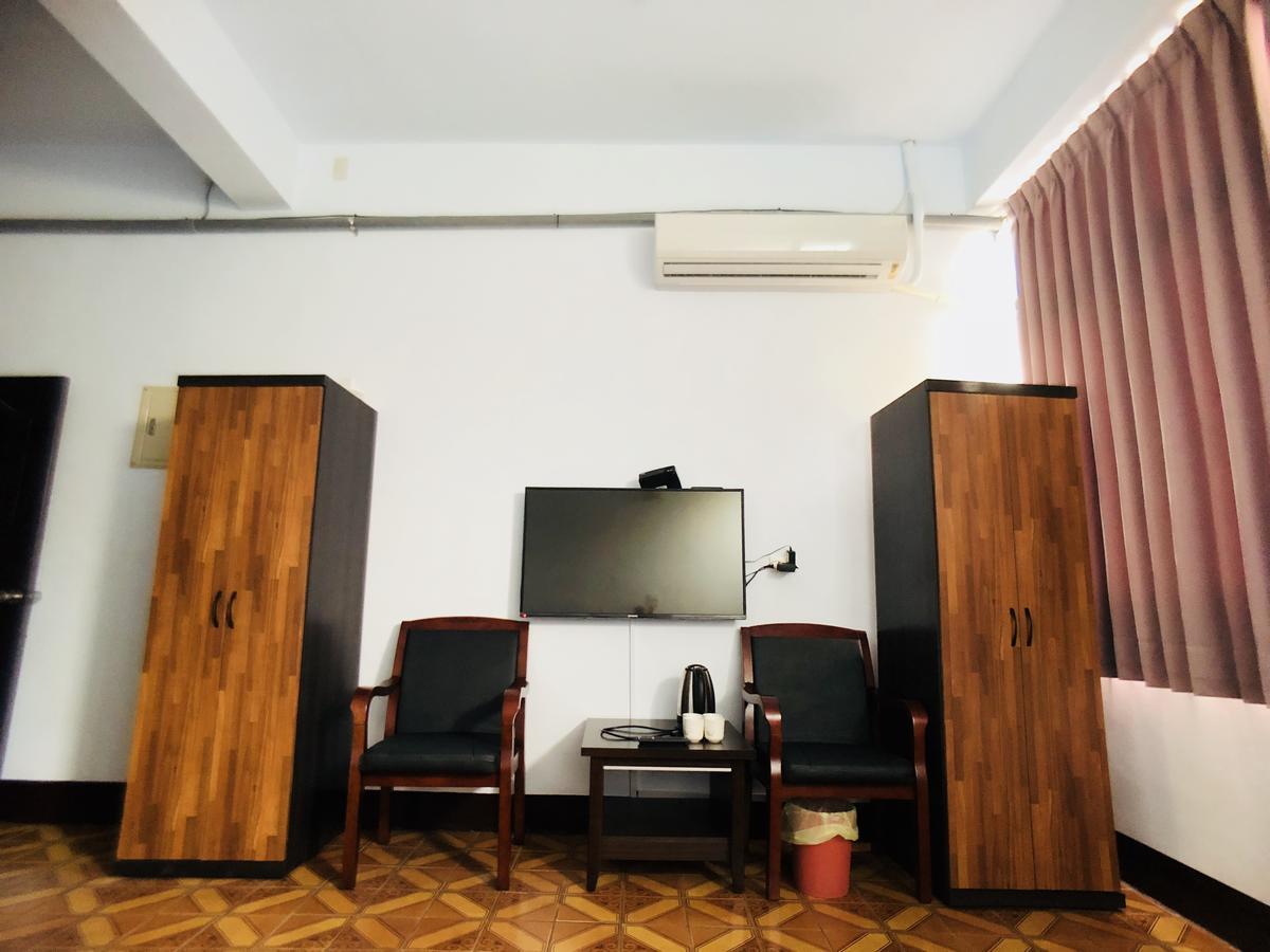 Zhongxing Hotel Tongluo Esterno foto
