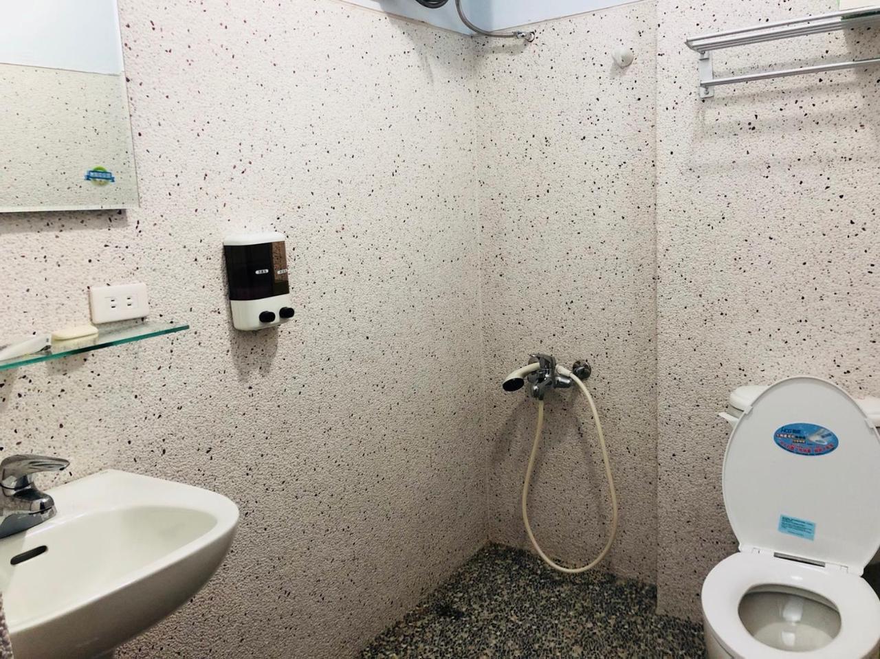 Zhongxing Hotel Tongluo Esterno foto